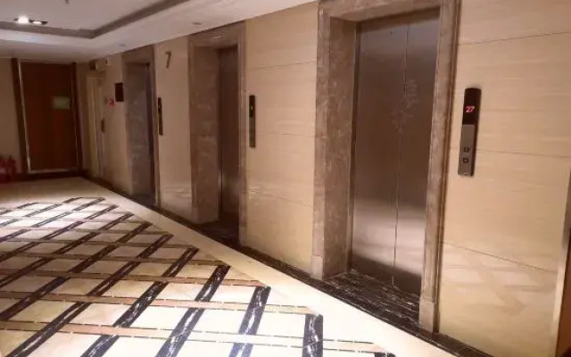 Fashion Express Short-term Rental Apartment (Zhuanghe Xintiandi Huafu Branch)
