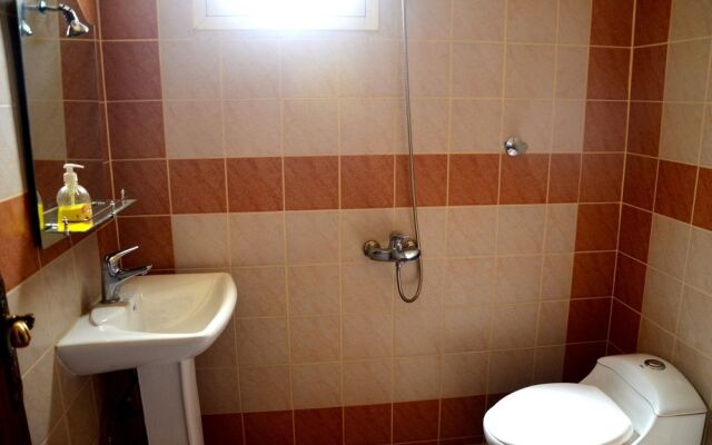 Qusor Alaziziya Apartments