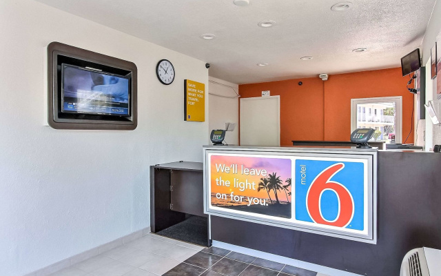 Motel 6 Campbell, CA - San Jose
