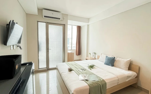 Good Studio At Apartment Tamansari Iswara – Guest Rooms – Bekasi