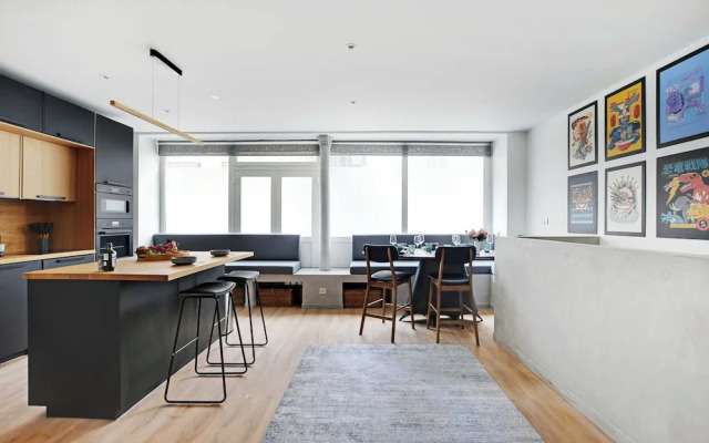 Spacious Apartment With 2 Rooms