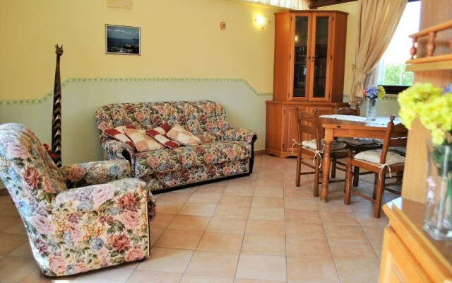 Holiday House for 6 Persons Near the Beach