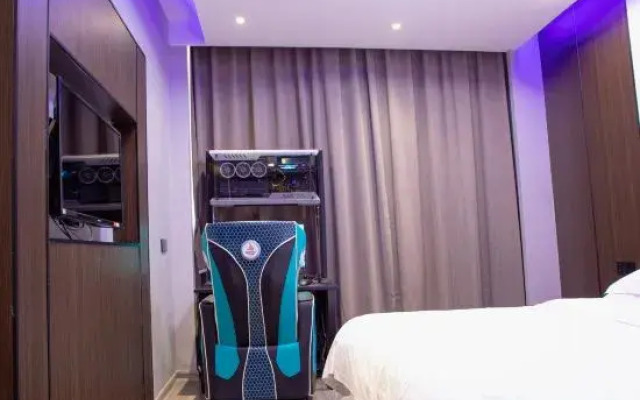 Huaihua Golden Hotel