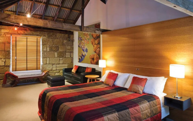 The Henry Jones Art Hotel