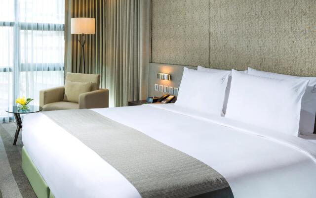 Holiday Inn Bangkok Sukhumvit by IHG