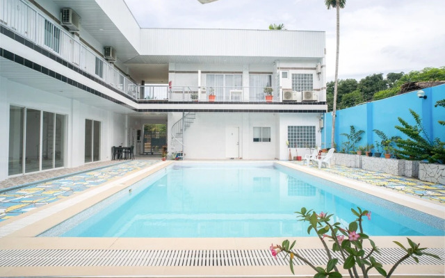 OYO 630 Sena Gladyz Suites