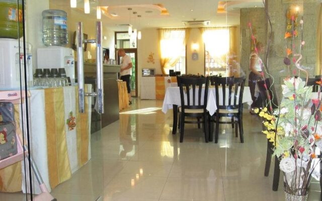 Tabanov Beach Hotel