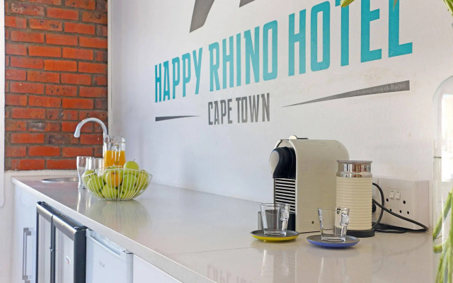 Happy Rhino Hotel