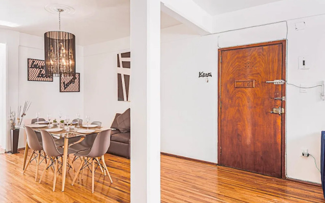 Roma Sur Balcony Apartments - Family Friendly