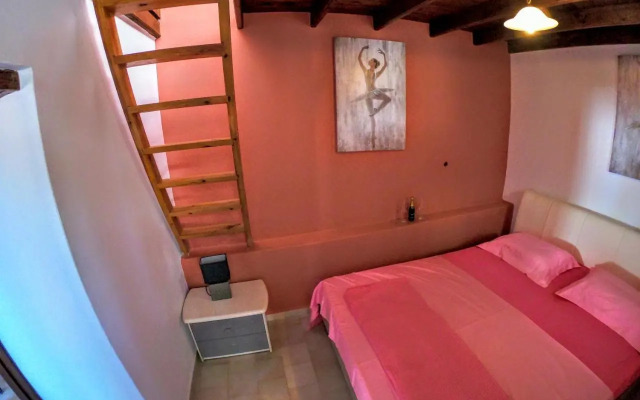Armonia House