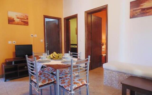 Christinas Apartments