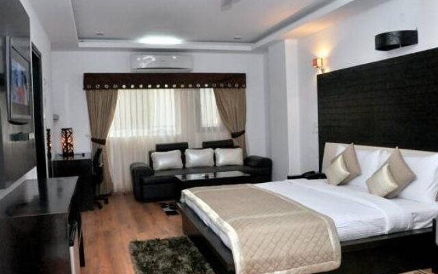 Dwarka Palace