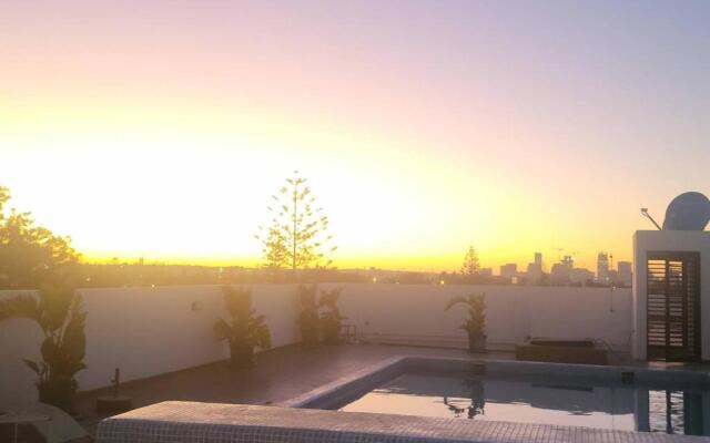 Short Stay Casablanca Chez Betty With Rooftop Swimming Pool