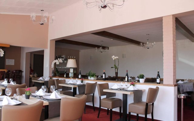 Hotel - Restaurant Le Clos des Cedres