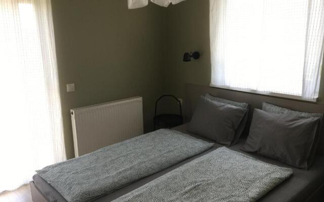 Balatonlelle Apartmanház