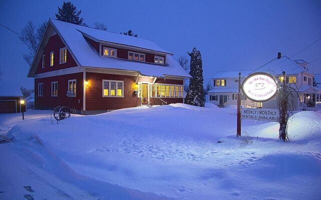 Old Iron Inn Bed and Breakfast