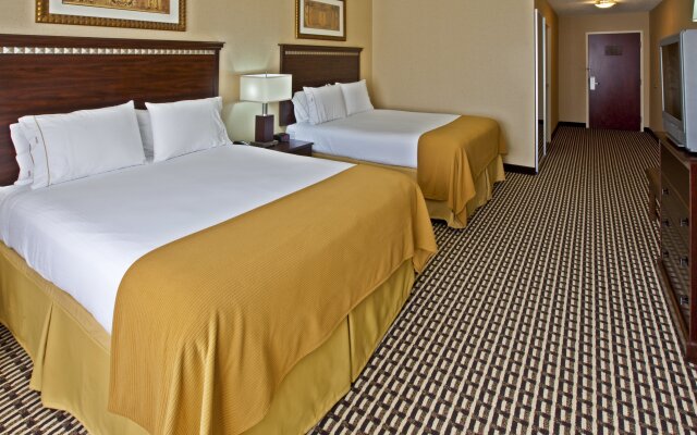 Holiday Inn Express & Suites Seymour by IHG