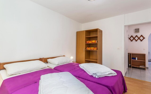 Amazing Home in Malinska With Wifi and 2 Bedrooms