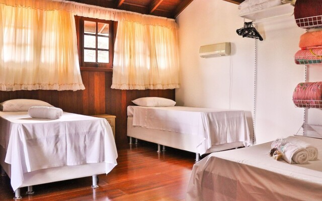 LOCAR-IN GRAMADO- Duplex Lago Negro