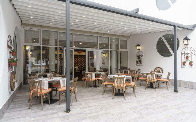 AluaSun Helios Beach – All Inclusive