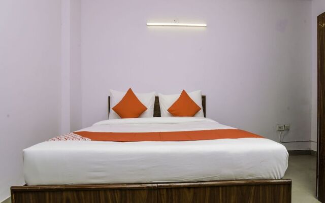 OYO 20031 Flagship Jaypee Hospital