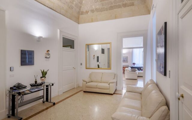 Vianna Suites & Spa