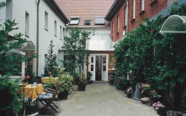 Apartmenthaus & Pension Antik