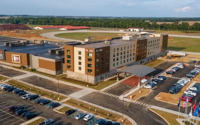 Oak Grove Racing Gaming & Hotel