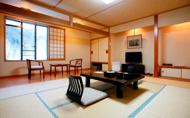Sounkaku – Guest Rooms – Kamikawa