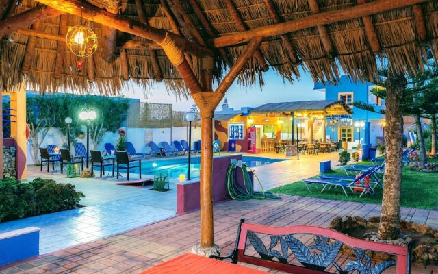 Eltina Hotel