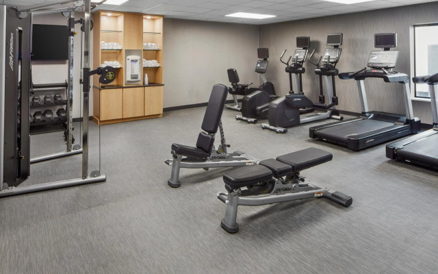 Courtyard by Marriott Columbus Dublin