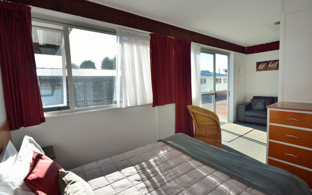 Waikanae Beach Motel