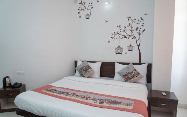 OYO 14118 Hotel Kalika Palace