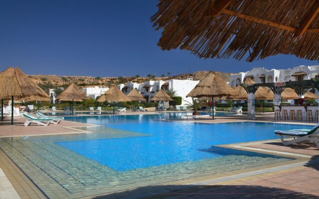 Sonesta Beach Resort & Casino