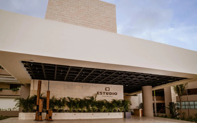 Estudio Playa Mujeres – All Inclusive