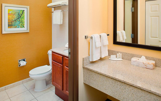 Fairfield Inn & Suites by Marriott Lafayette South