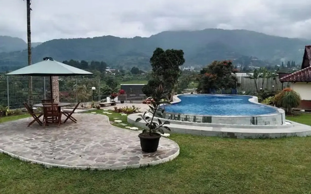 Nataka Green