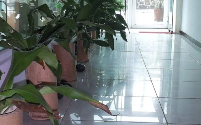 Hypertek Hotel