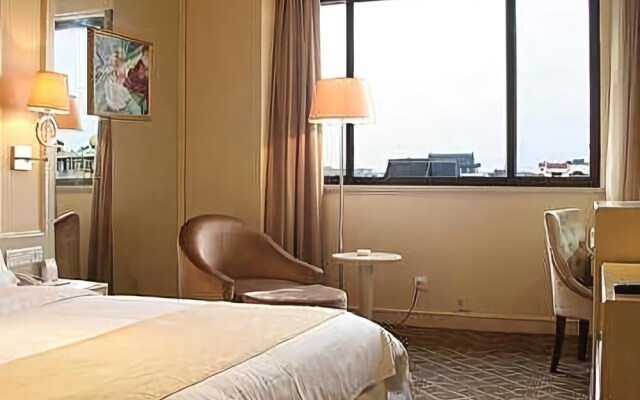 Starway Hotel