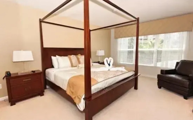 Magnificent Upscale Villa by Five Star Vacation Homes