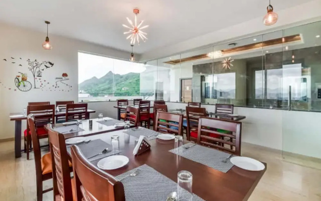 Hotel Ratnam Chitrakoot Nagar Udaipur