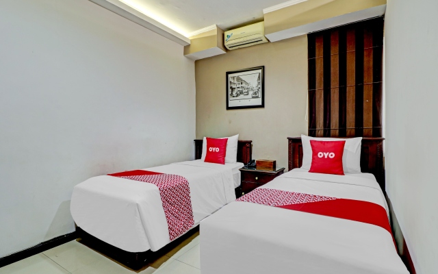 OYO 90278 Hotel Sepuluh Buah Batu Bandung