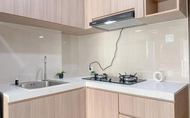 Fully Furnished and Cozy Studio Daan Mogot City Apartment