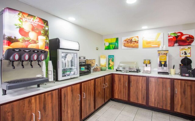 Quality Inn White House