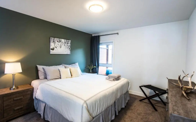 Granite Ridge Condo by Revelstoke Vacations