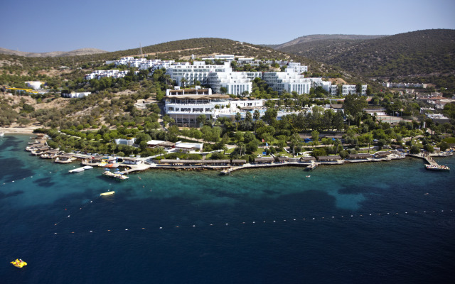 Bodrum Holiday Resort & Spa