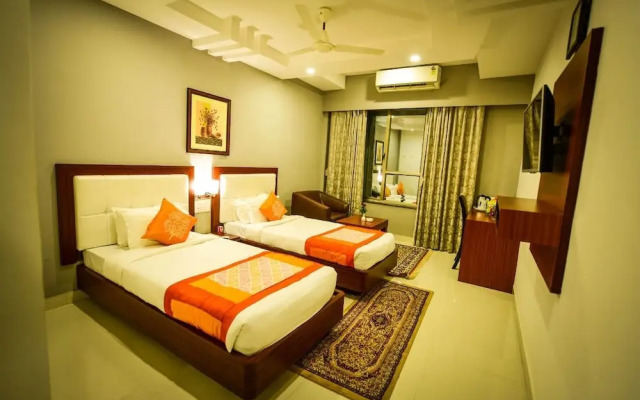 Hotel Suraj Palace