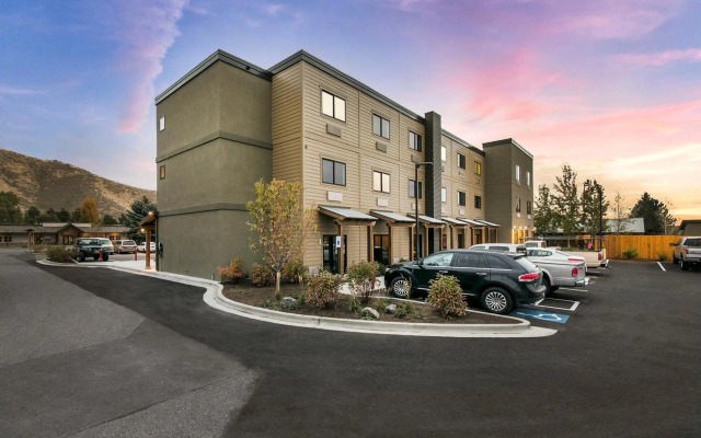 Silver Creek Hotel