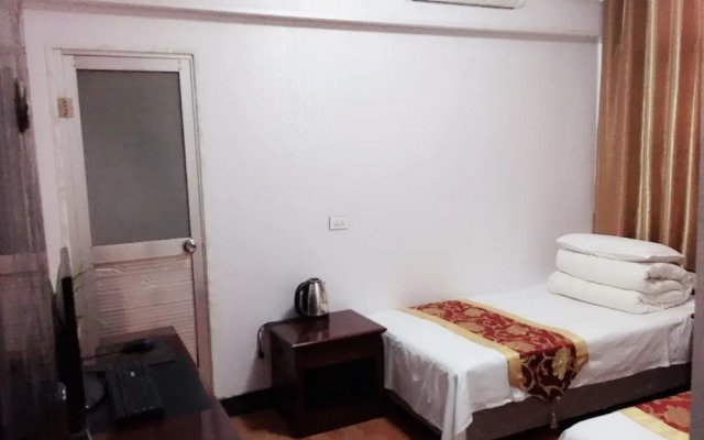 Huayang Guesthouse
