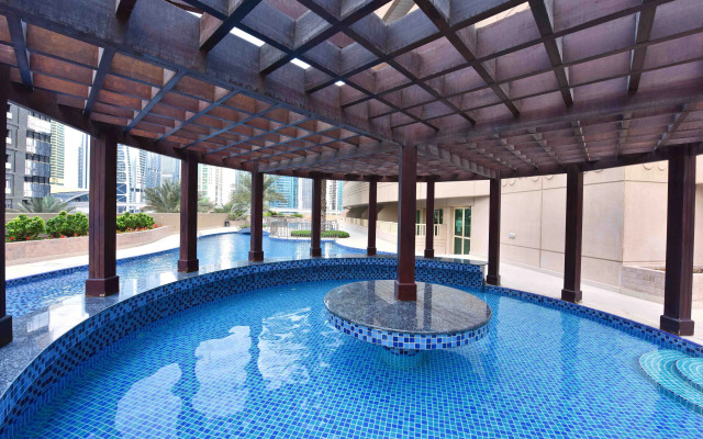 1BR Apartment in Dubai Marina Amazing Balcony